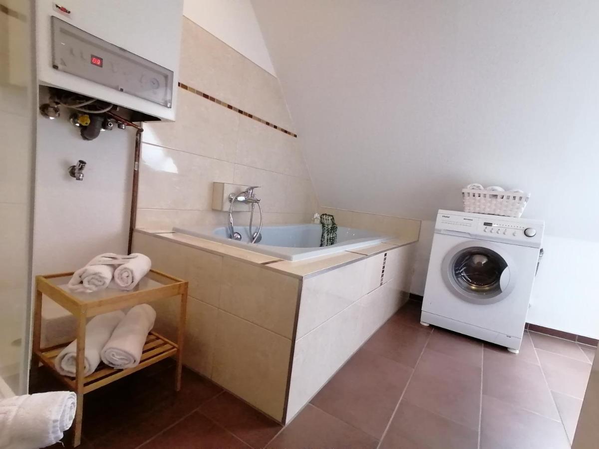 Ferienwohnung Resit 2 Steinhude Esterno foto